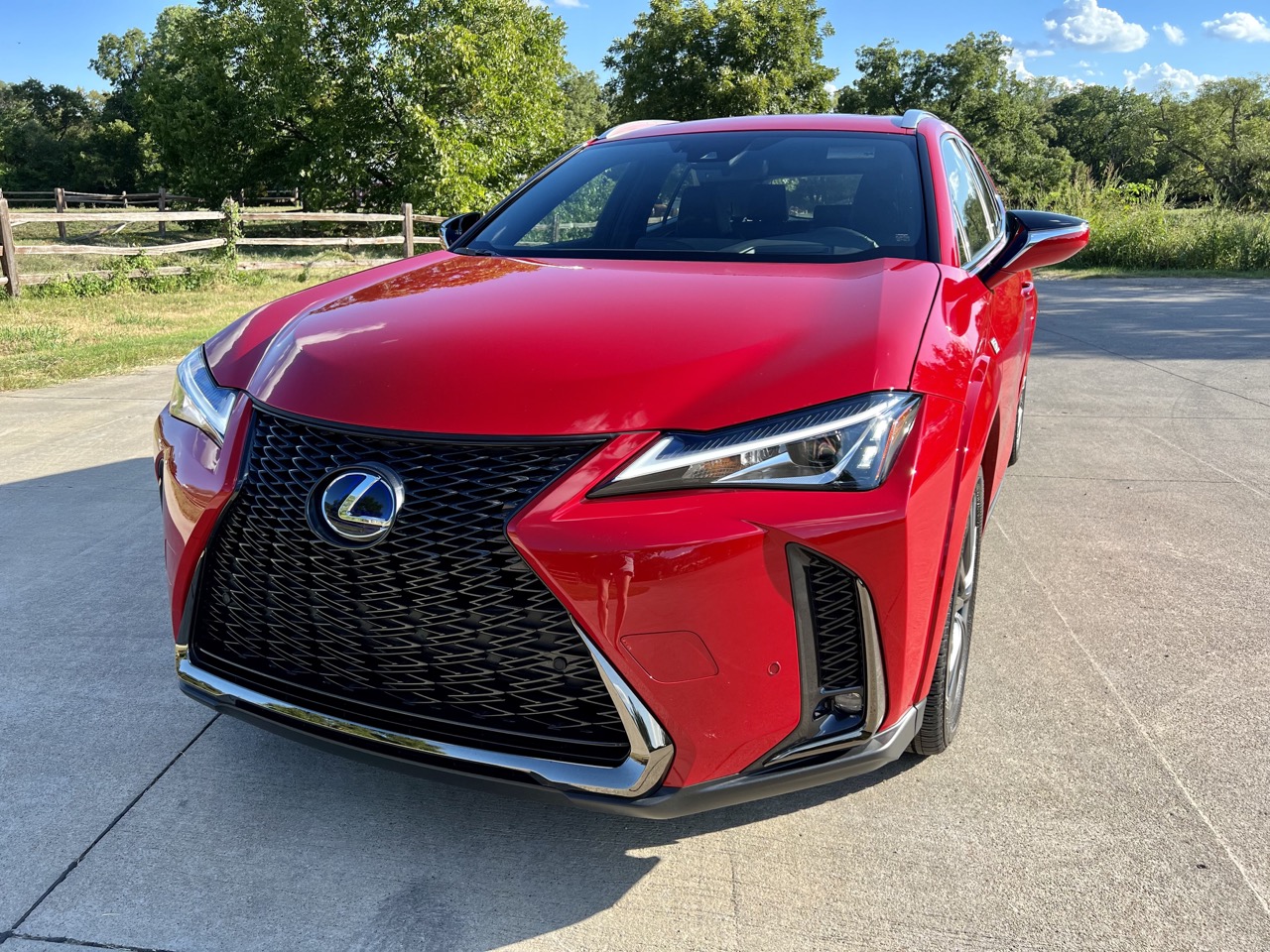 REVIEW: 2022 Lexus UX 250h F Sport Luxury