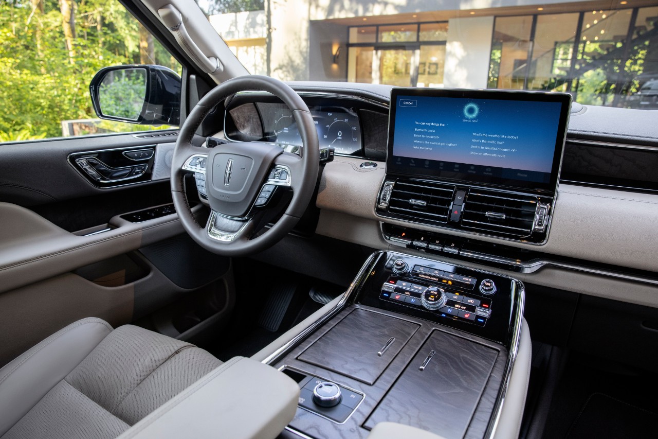 REVIEW: 2022 Lincoln Navigator L Reserve