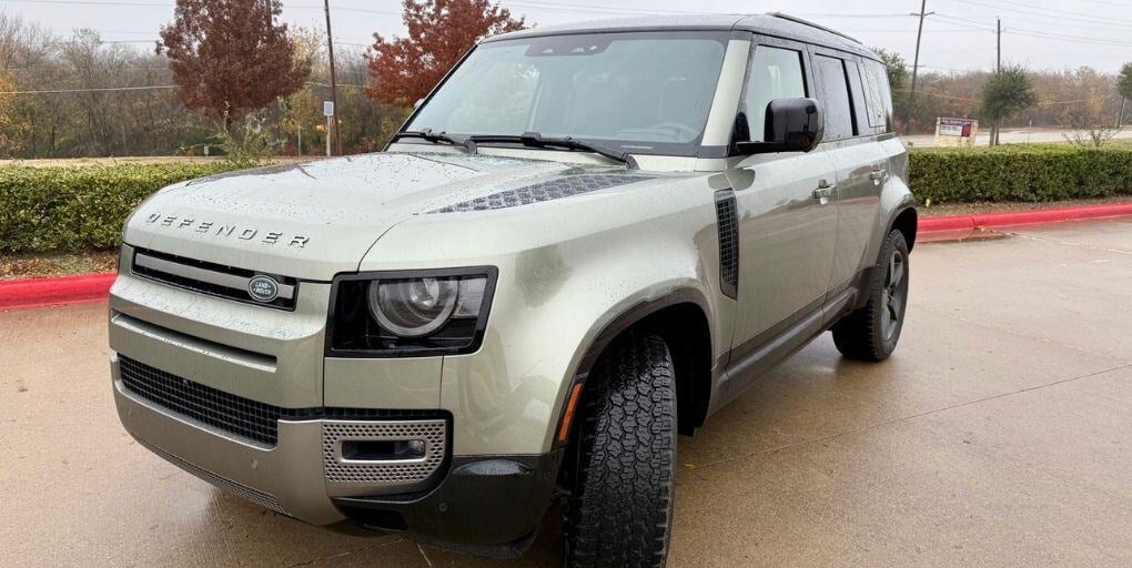 2024 Land Rover Defender 110 X-Dynamic. Credit: CarPro.