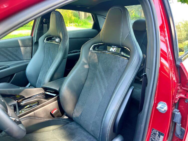 2024-hyundai-elantra-n-seats