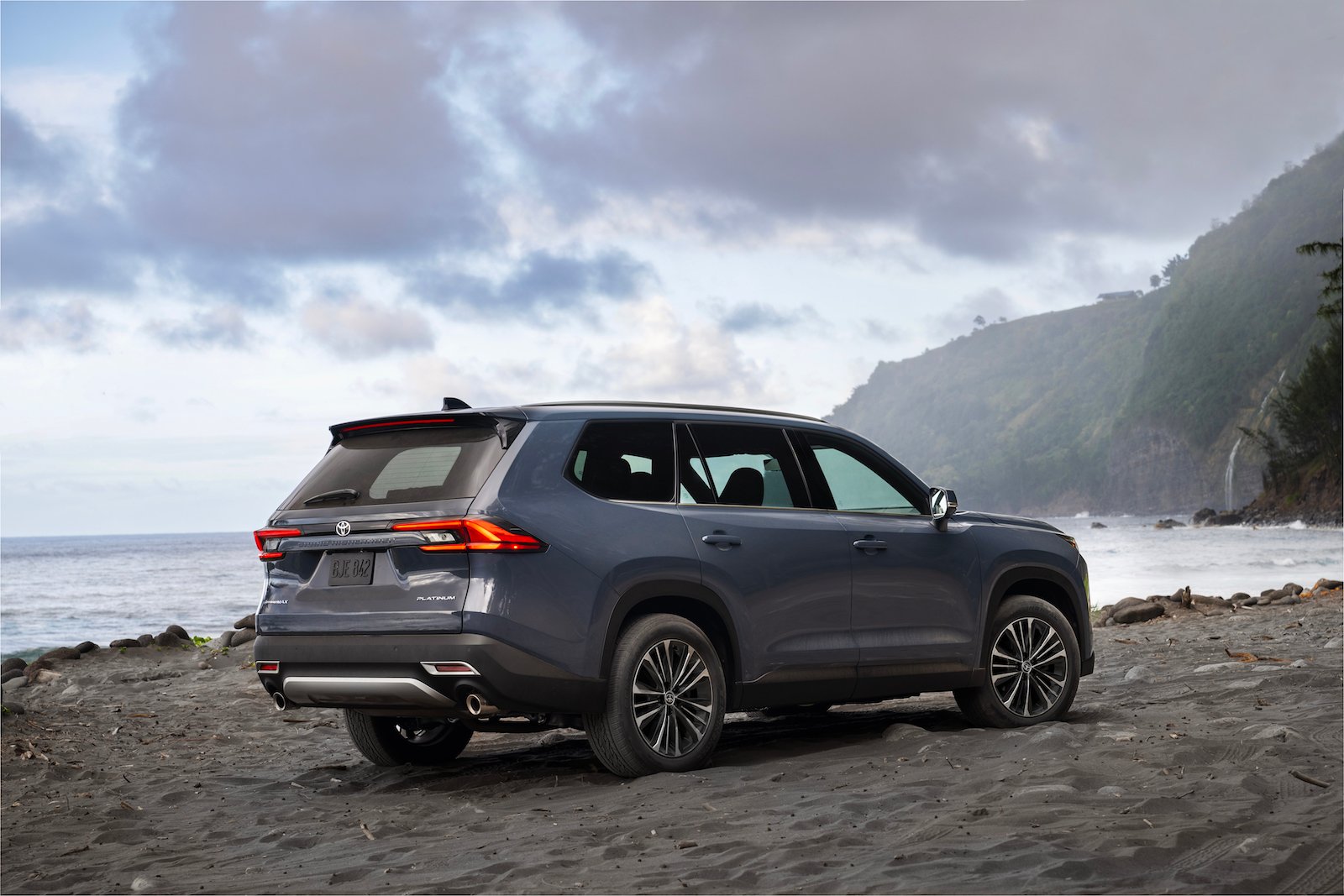 New 2024 Toyota Grand Highlander Arrives This Summer   2024 Toyota Grand Highlander Storm Cloud Credit Toyota 