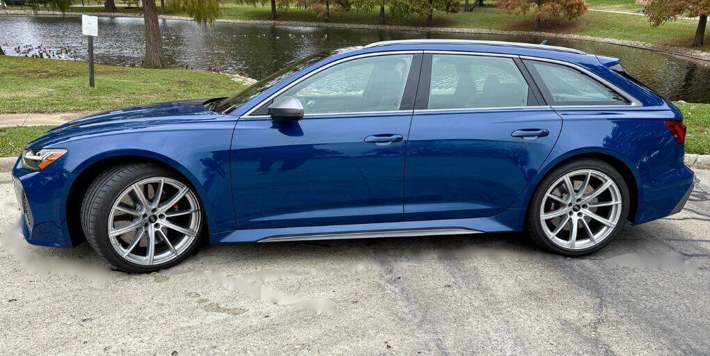 2025 Audi RS 6 Avant Performance. Photo: CarPro.