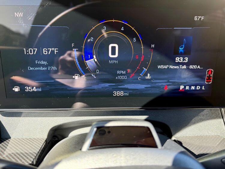 2025-chevy-traverse-digital-tach-carpro