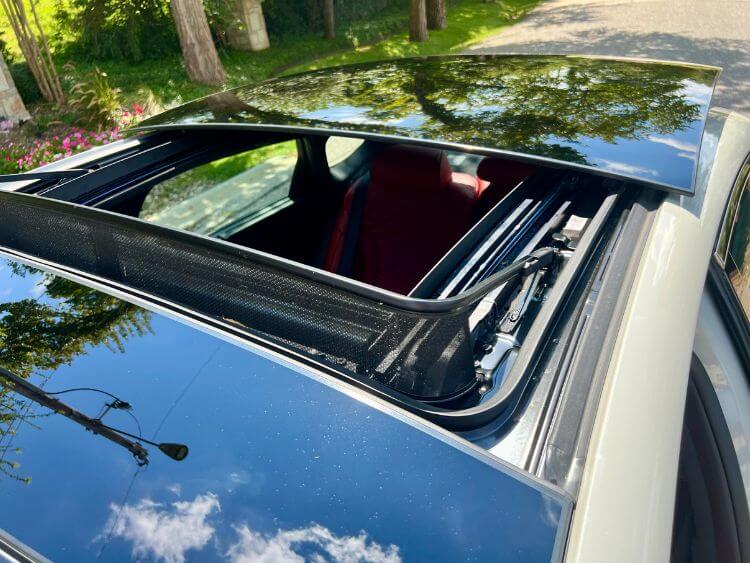 2025-genesis-g80-sunroof