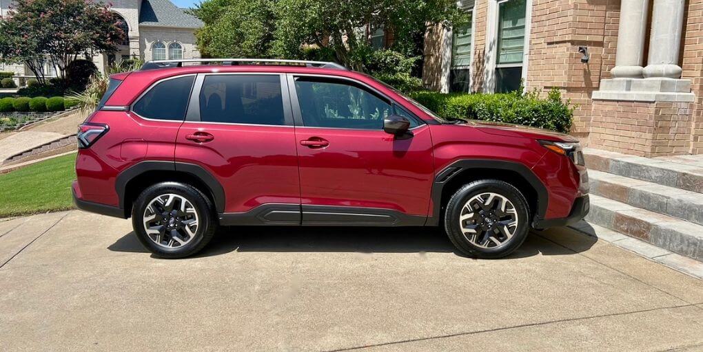 2025 Subaru Forester Premium in Crimson Red Pearl. Photo: CarPro.