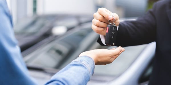 Kmpzzz-shutterstock-key-fob-car-sales