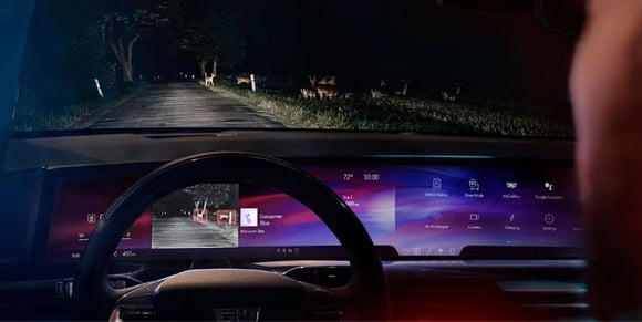 cadillac-night-vision-credit-cadillac