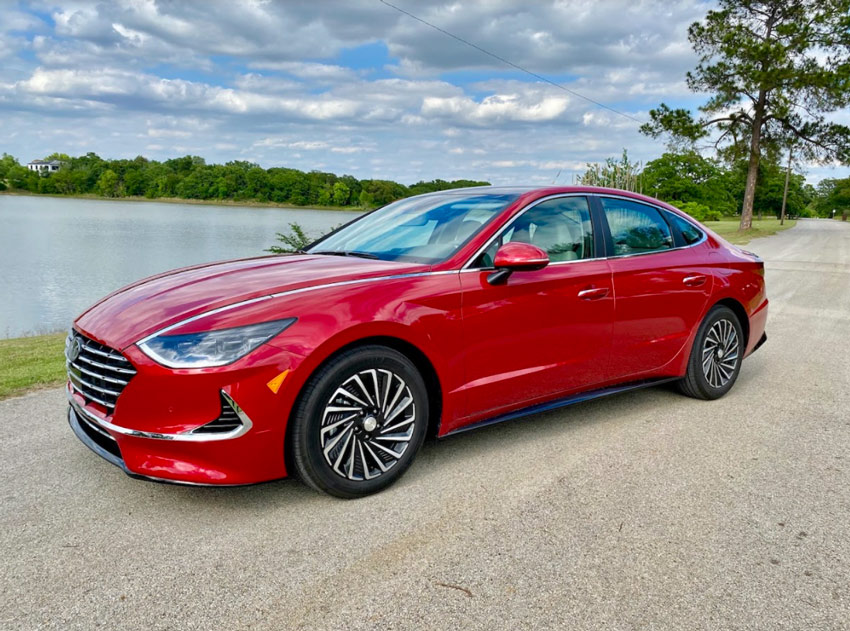 2021 hyundai sonata hybrid outlet review