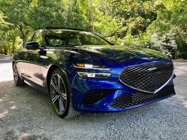 genesis-g70-