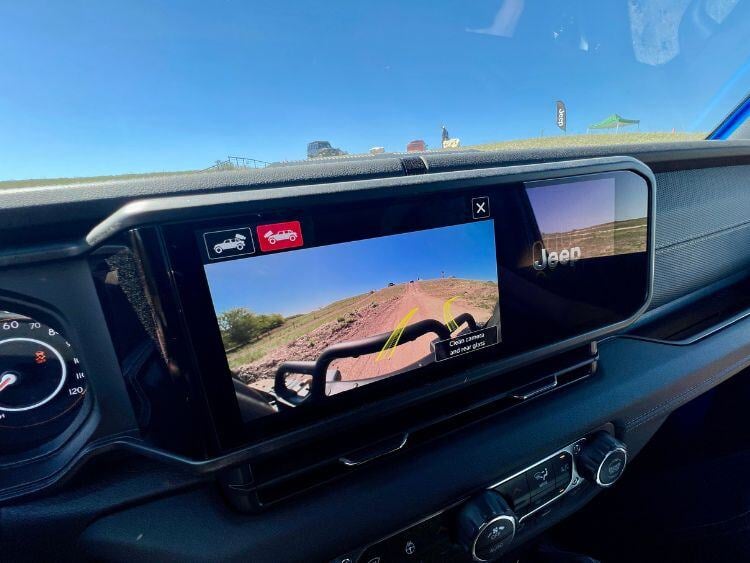 jeep-wrangler-front-off-road-view