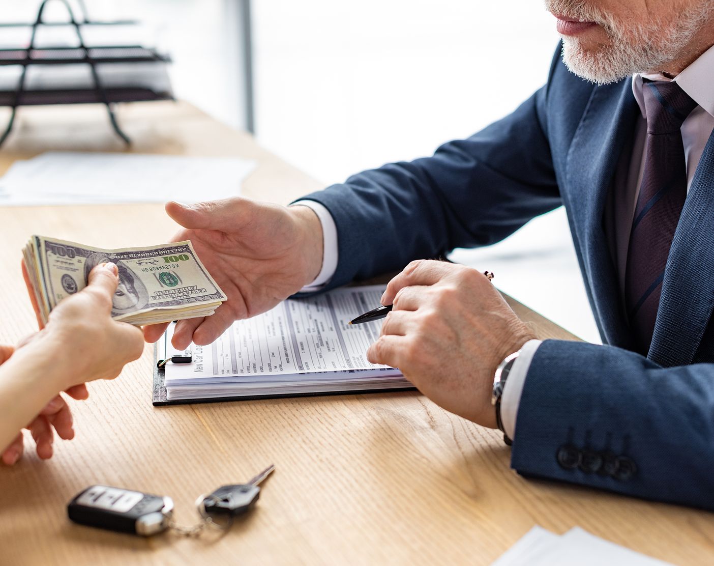 Do car dealers sales prefer cash