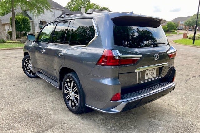 Curbside Review: 2020 Lexus LX570 - Comfortably Numb, Done Very Comfortably  Indeed - Curbside Classic