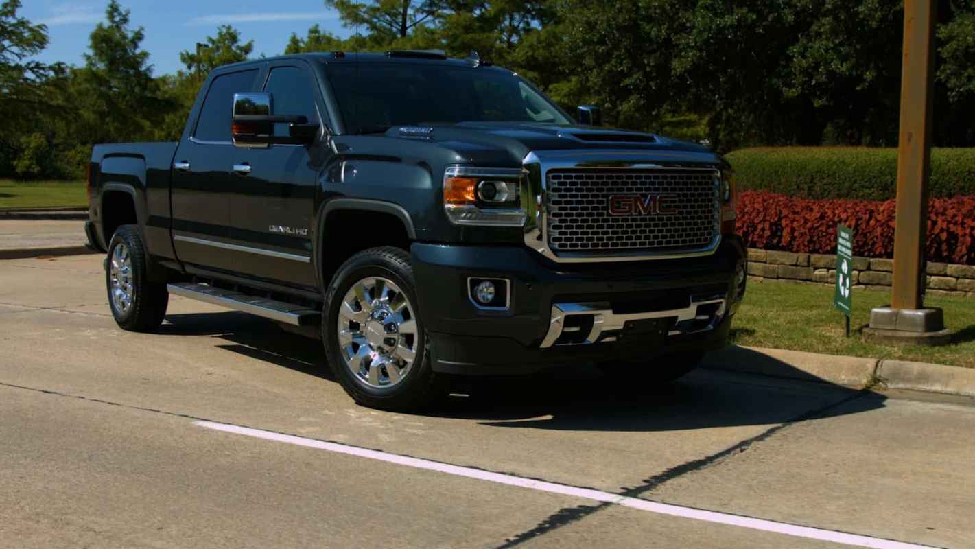 2017 GMC Sierra Denali 2500 HD Duramax Diesel Test Drive Photo Gallery