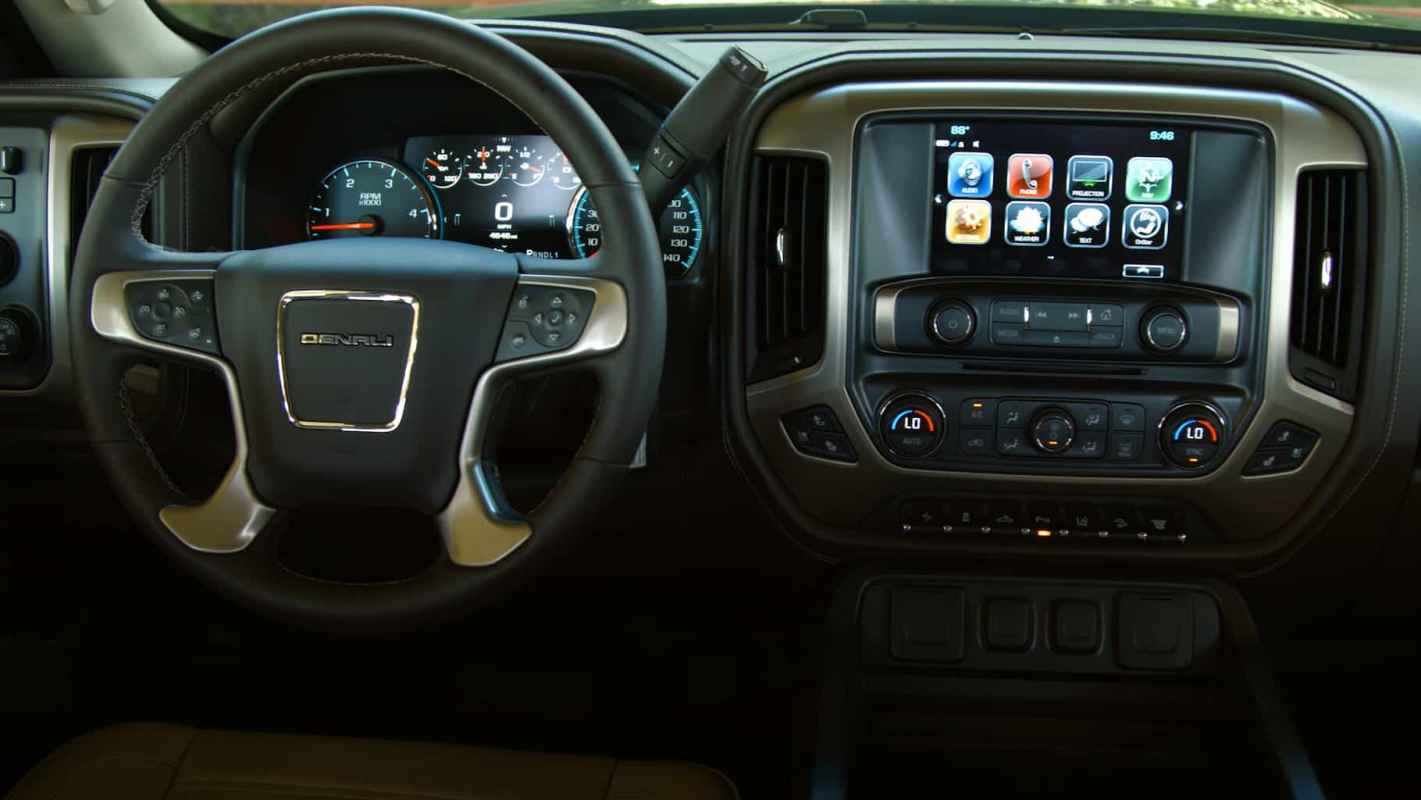 2017 GMC Sierra Denali 2500 HD Duramax Diesel Test Drive Photo Gallery