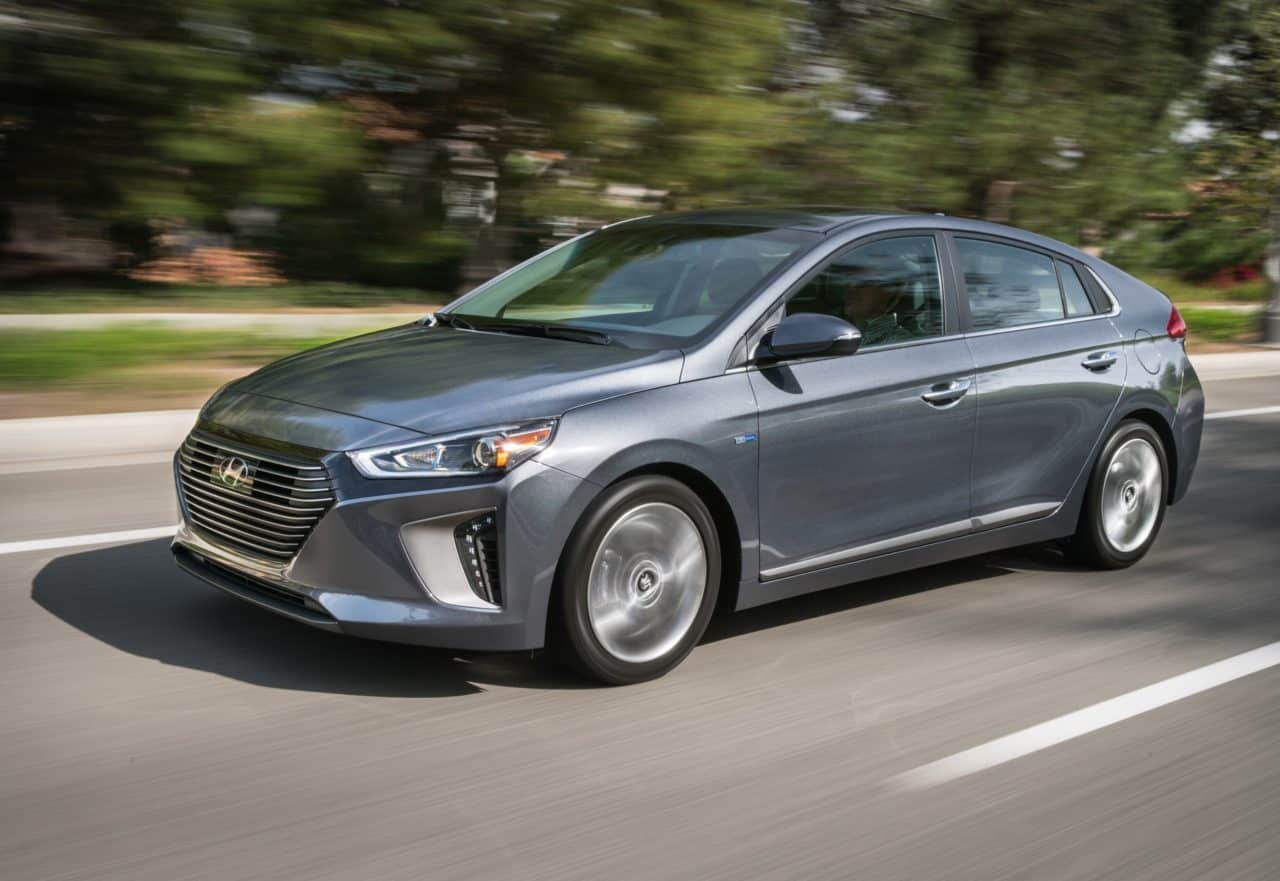 2017 Hyundai Ioniq Hybrid Limited Test Drive Photo Gallery